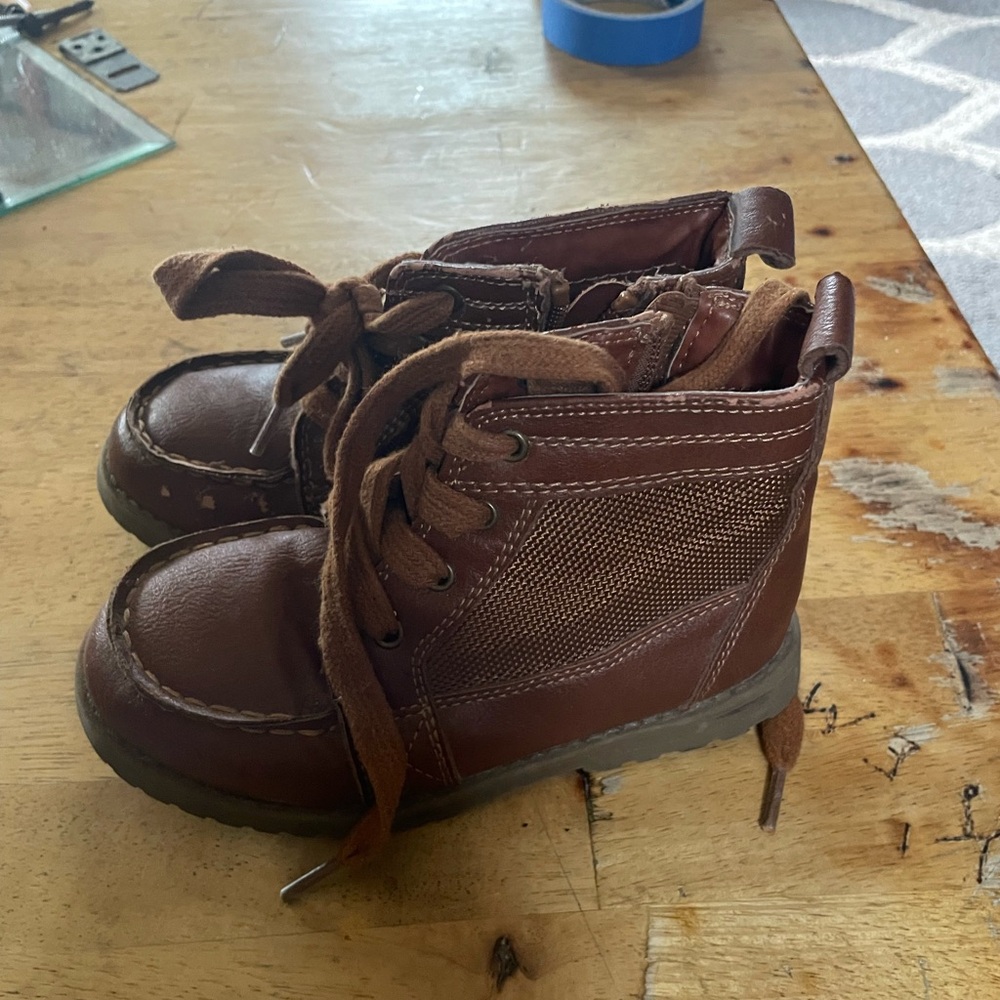 Time and Tru Kids Brown Lace-Up Boots